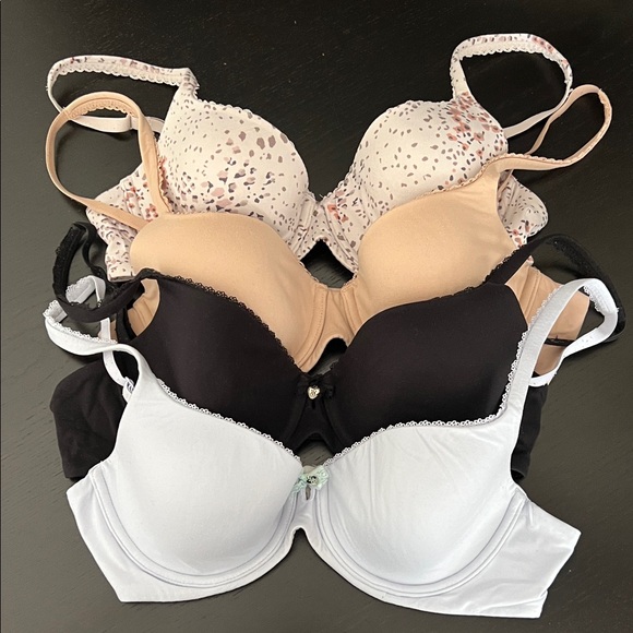 Victoria's Secret Body By Victoria Lined Demi Bra Bundle 34C